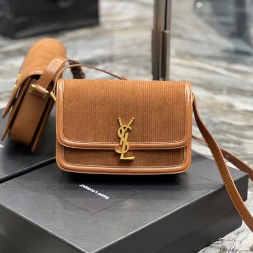 Fashionable Leather Bag for Women for relaxed shoulder carry