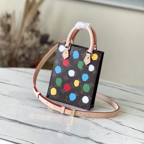 Fashionable leather bag for women