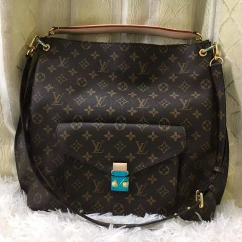 Fashionable leather bag for women