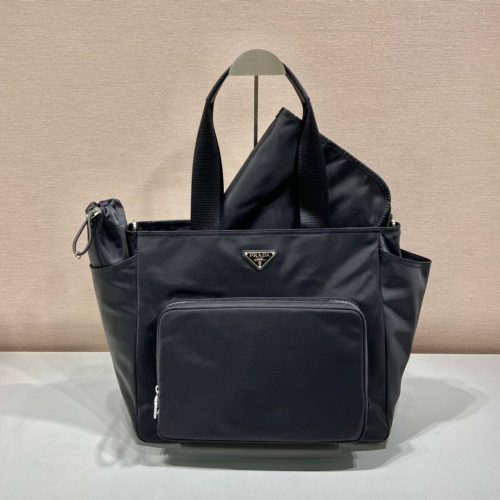 Fashionable leather bag for women