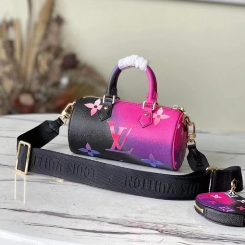 Fashionable leather bag for women