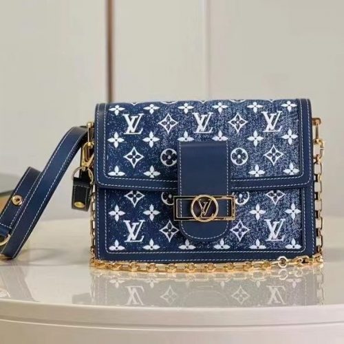Fashionable leather bag for women