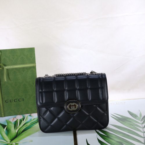 Fashionable leather bag for women