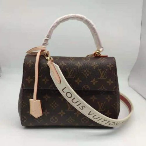 Fashionable leather bag for women