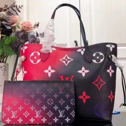 Fashionable leather bag for women