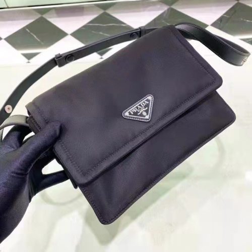 Fashionable leather bag for women