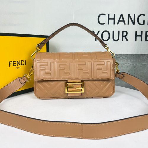 Fashionable leather bag for women
