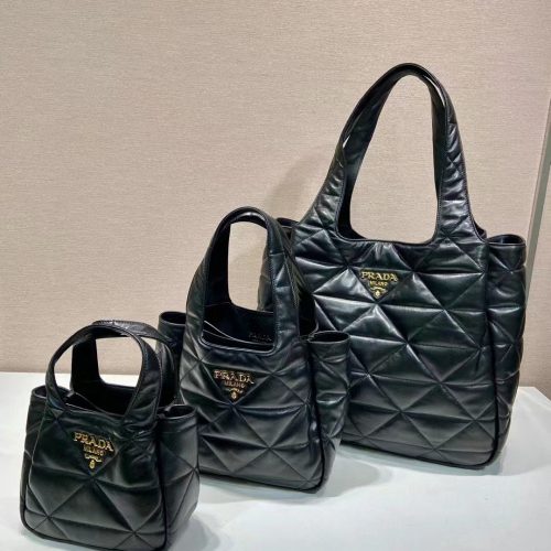 Fashionable leather bag for women