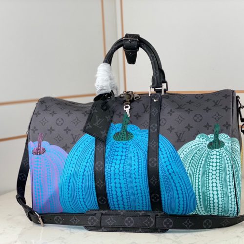 travelling bag