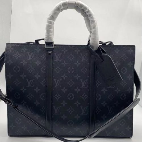 Fashionable leather bag for women