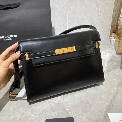 579271 for daily accessory styling
