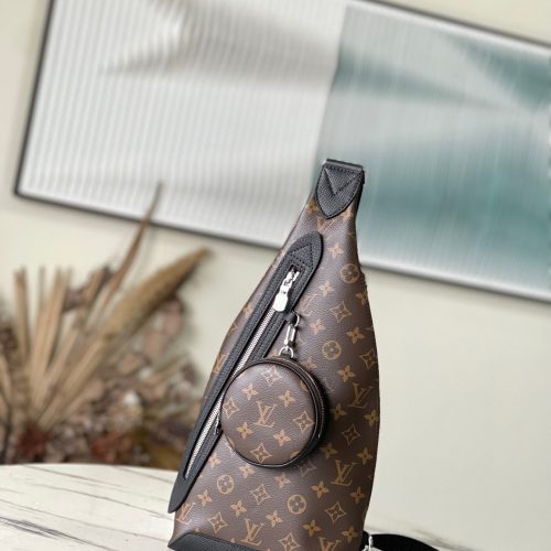 Single shoulder bag