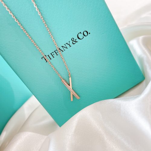 Tiff necklace