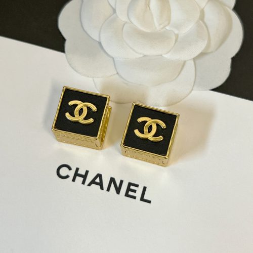 CC earring