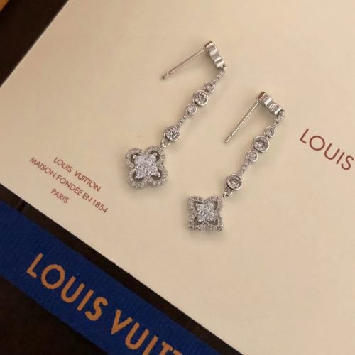 L earring
