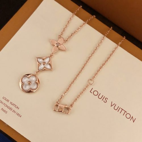 LL necklace