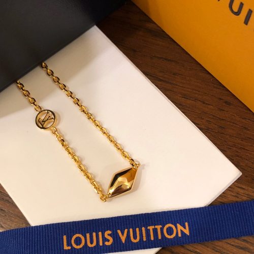 LL necklace