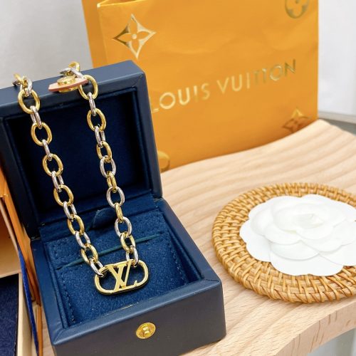 LL necklace