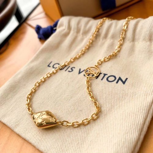 LL necklace