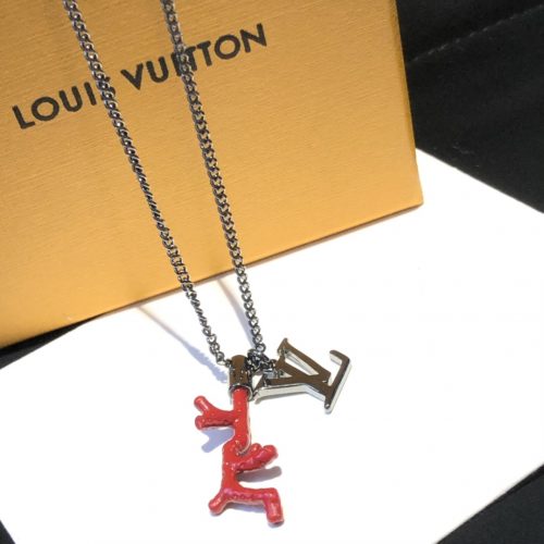 LL necklace