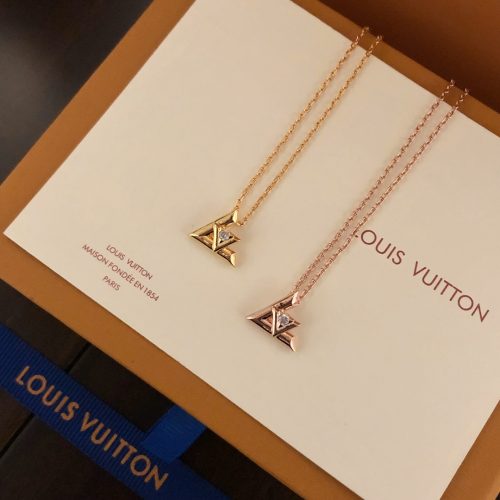LL necklace