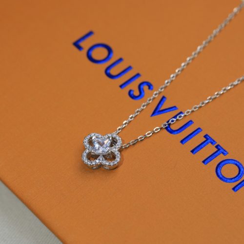 LL necklace
