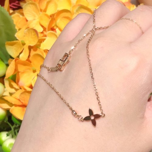 LL necklace