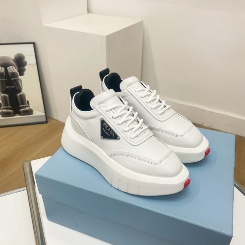 PP Sneakers