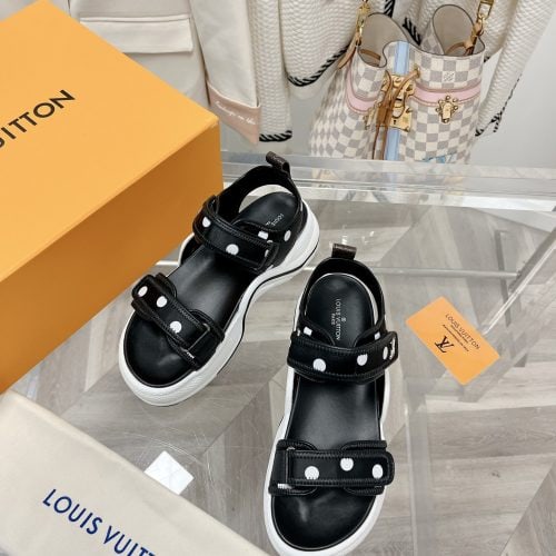 LL sandal