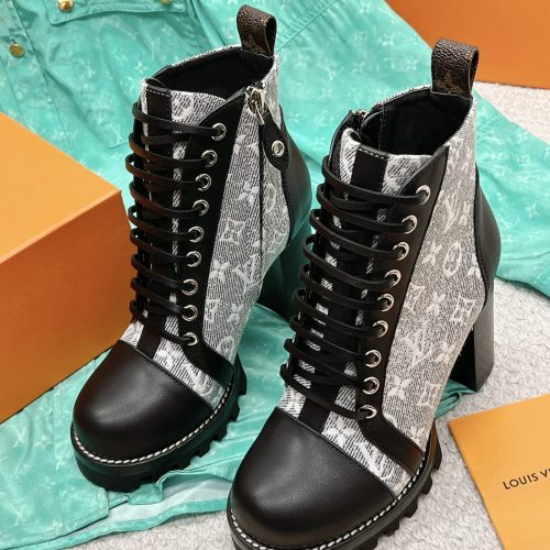 LL High heel boots