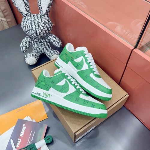 L ×  N casual shoes