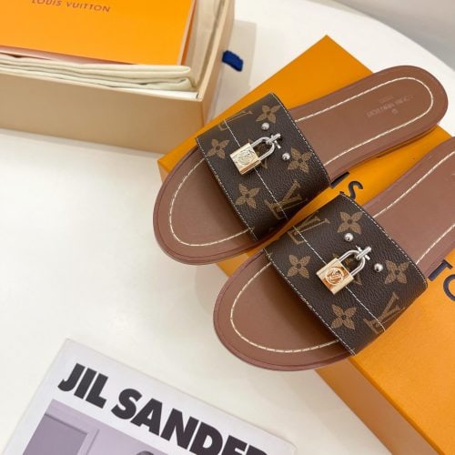 LL slippers