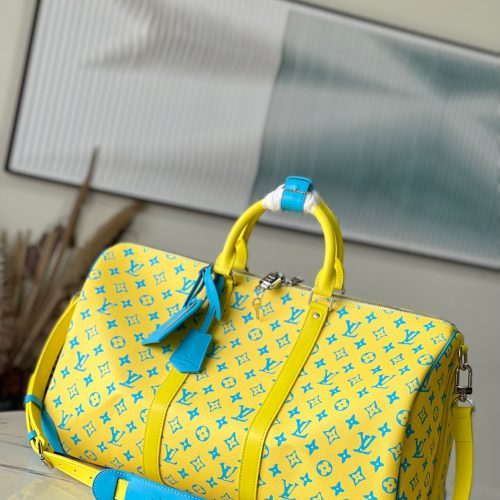 LL travelling bag