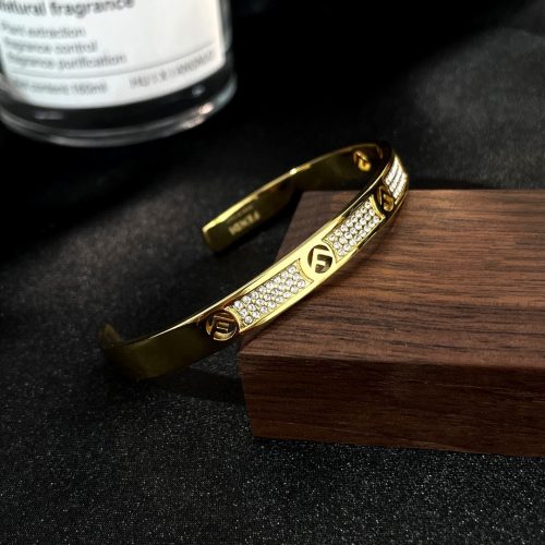 Ch bracelet