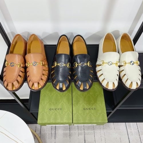 GG Sandals