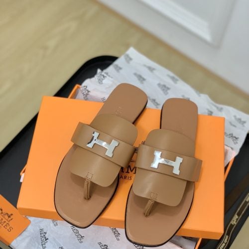 HH slippers