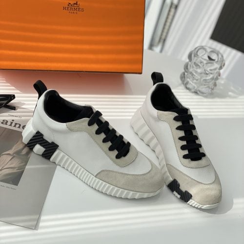 HH casual shoes