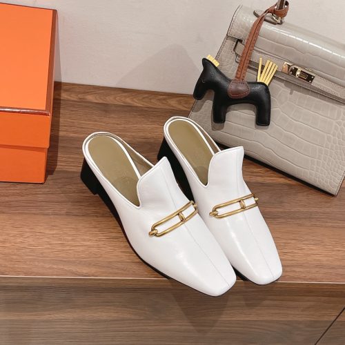 HH slippers