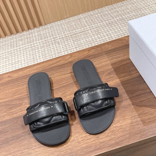 DD slippers