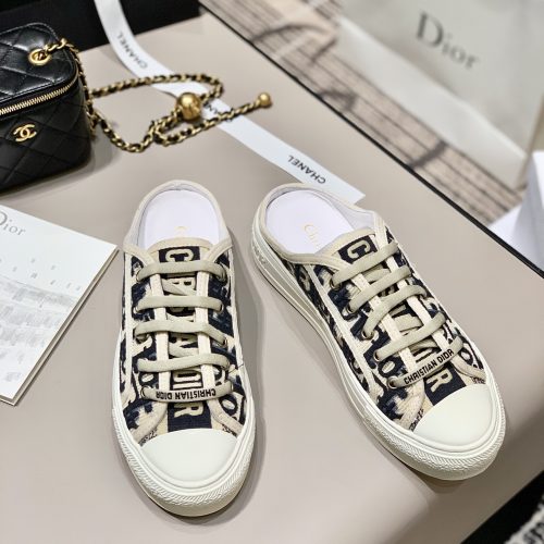 DD casual shoes