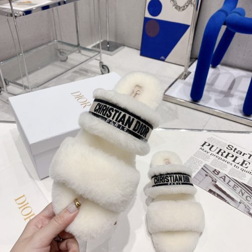 DD slippers