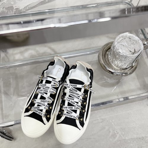 DD casual shoes