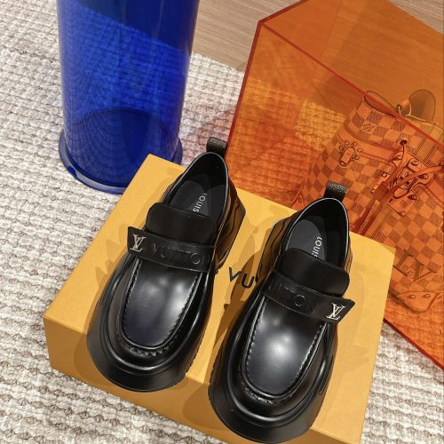 LL casual shoes
