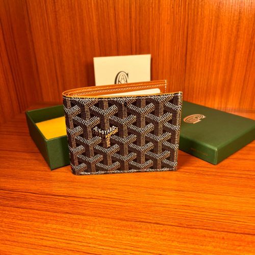 Wallet for Everyday Use 60 for compact essentials carry