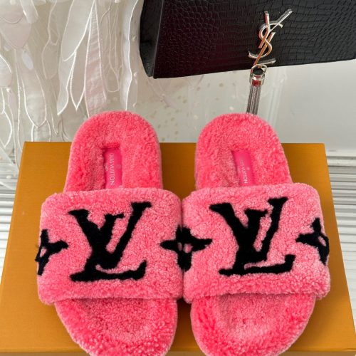 LL slippers
