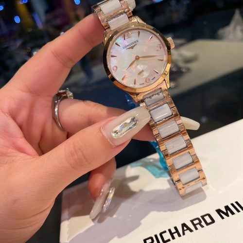 Lo watch