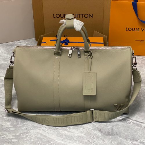 LL travelling bag