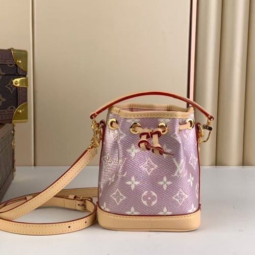 LL Nano No é handbag