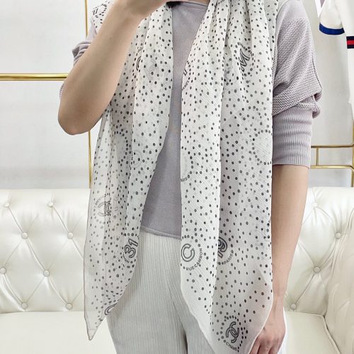 CH scarf