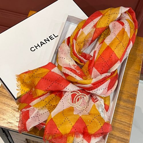 CH scarf